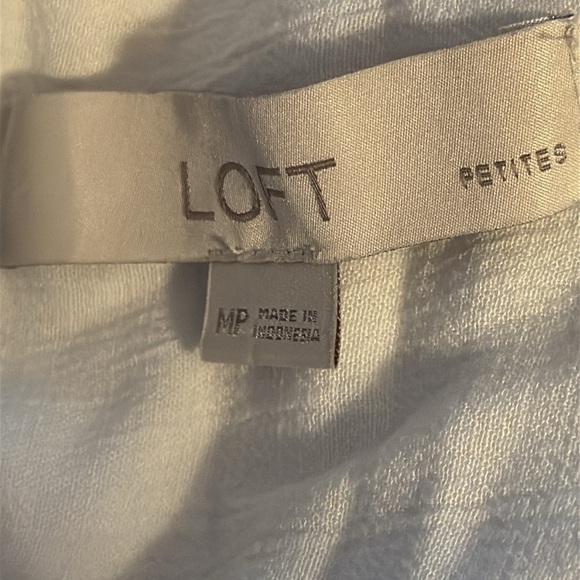 LOFT Petites white Gauzy short sleeves 1/4 button top casual blouse Sz MP - Picture 5 of 6
